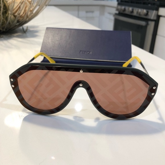 fendi logo shield sunglasses